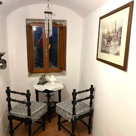 Casa di campagna Casa Sotto La Torre Medicea - House By The Medici Tower