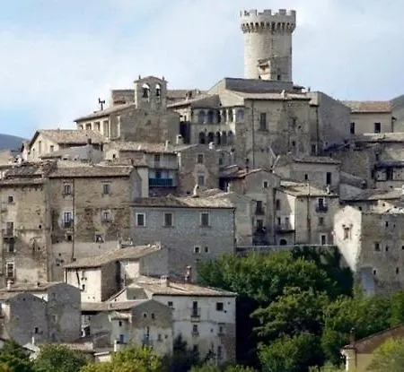 Casa Sotto La Torre Medicea - House By The Medici Tower Casa di campagna *